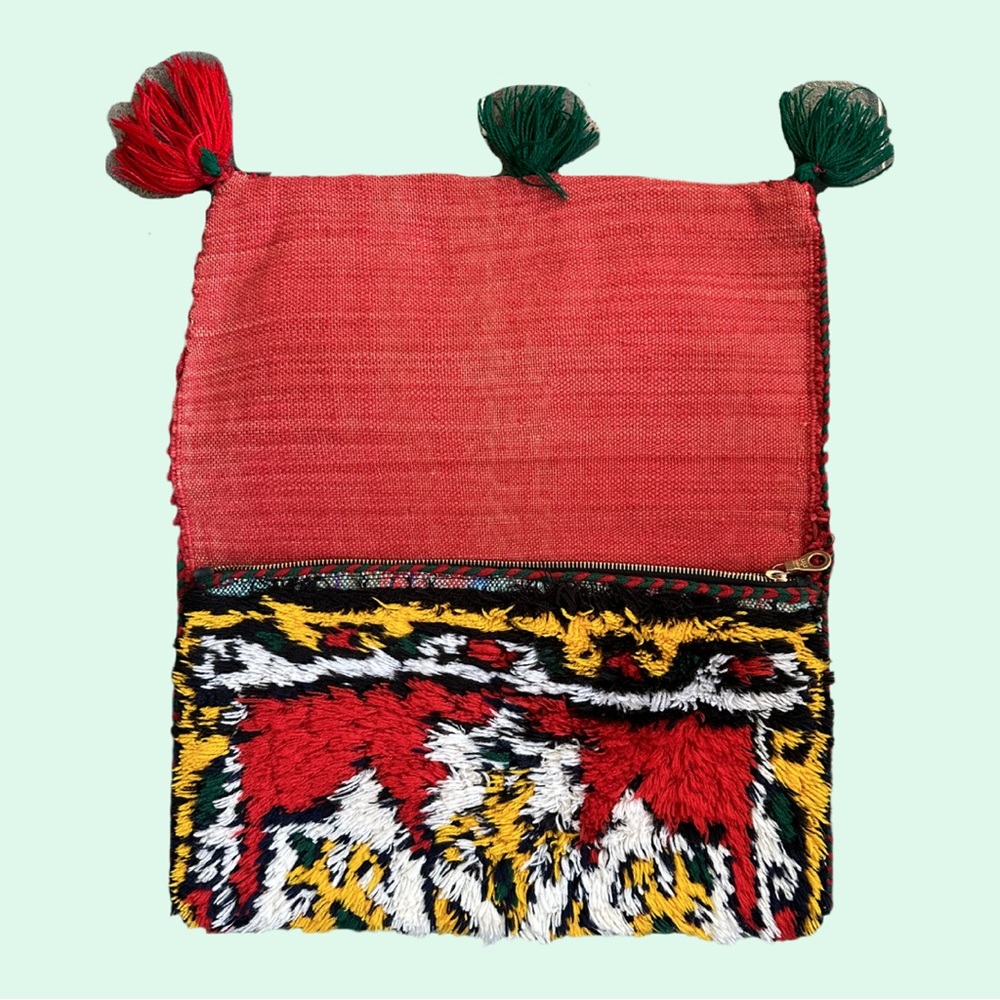 Soukie Modern Reworked Vintage Moroccan Rug Clutch Handbag - Picture 2 of 4